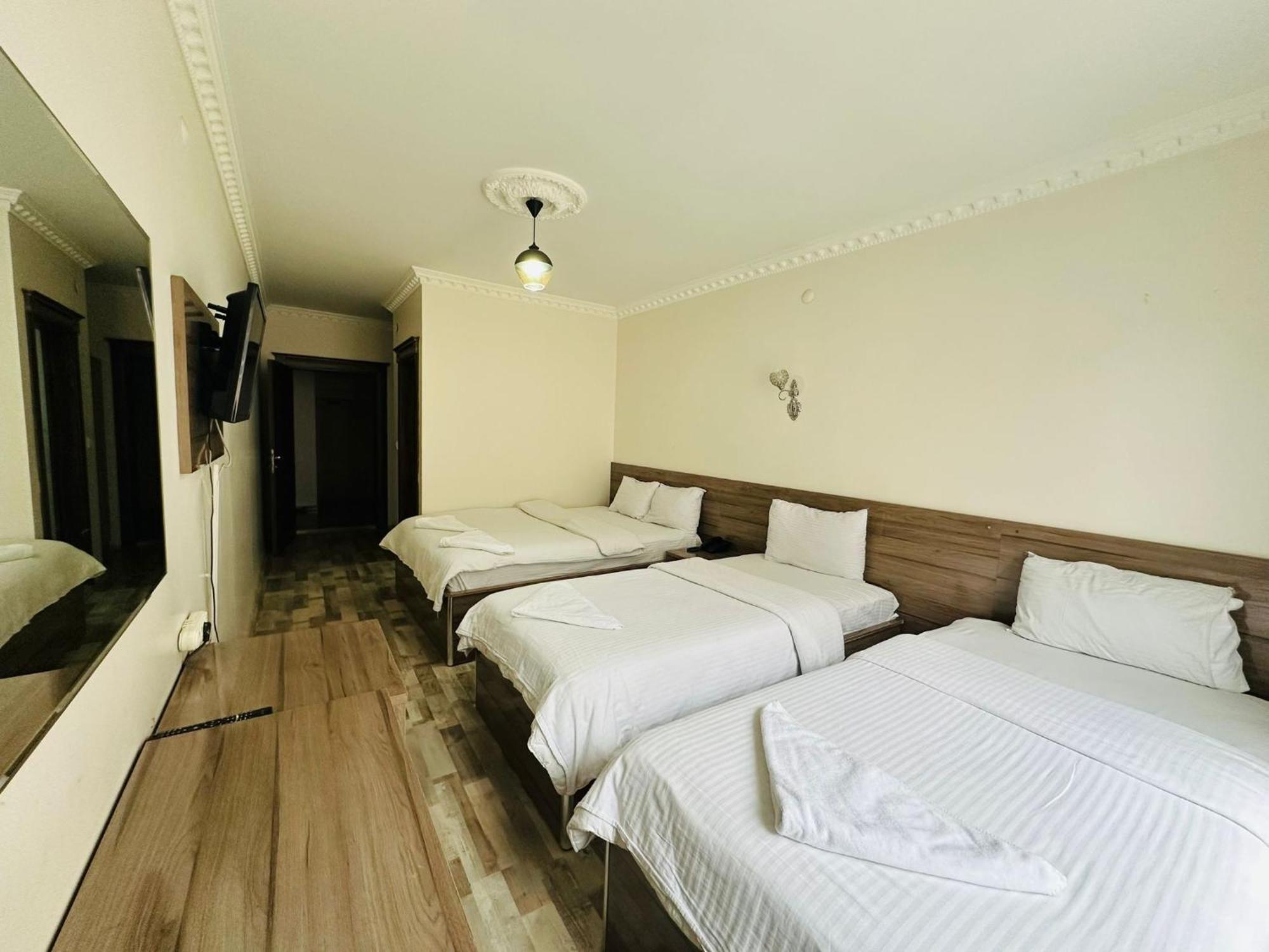 Toprak Hotel Van Bagian luar foto
