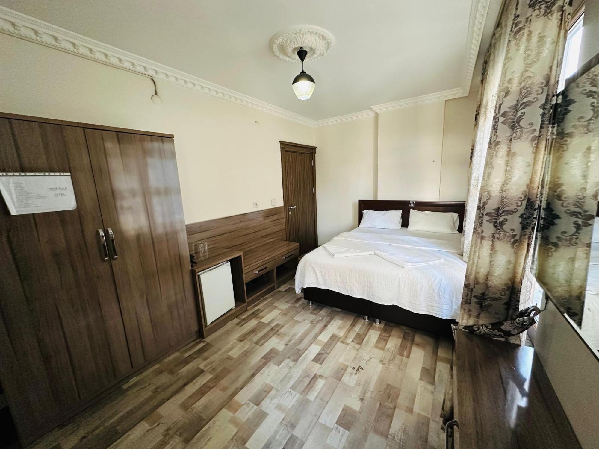 Toprak Hotel Van Bagian luar foto